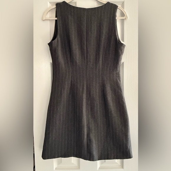 Abercrombie & Fitch Gray Pinstripe Mini Dress - Picture 2 of 3